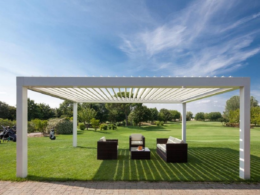 COPERTURE  BIOCLIMATICHE A LAMELLE ORIENTABILI